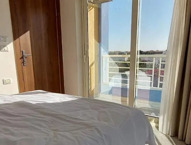 Aqua-mirage Apartman Gurdaka